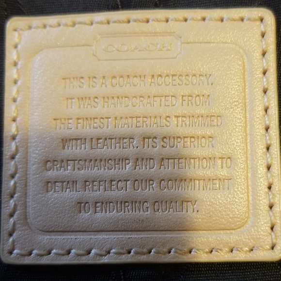 Coach accessory - Picture 4 of 4